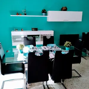 https://turquesa-de-sevilla-suite.es-andalucia.com
