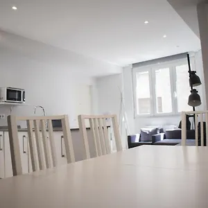 https://plaza-b.sansebastianhotels.net